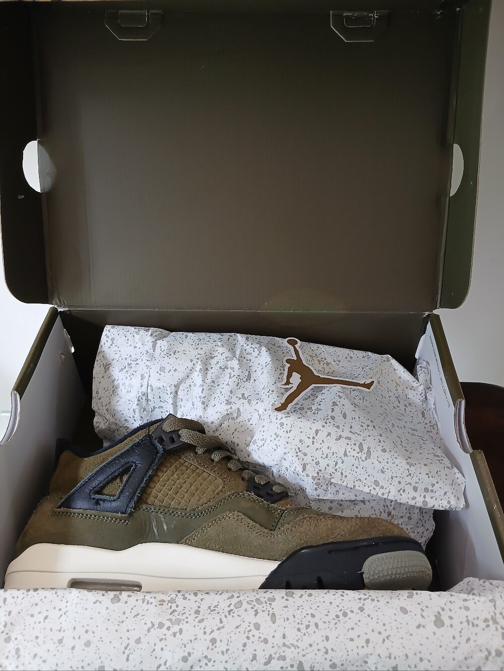 Nike Air Jordan 4 Retro Low Craft Olive Green FB9928-200 Youth Size 6Y 